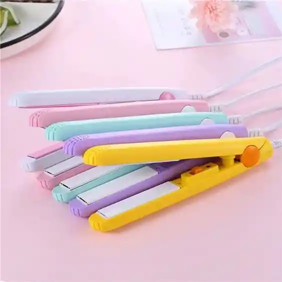 Mini Plancha Viajera De Cabello Colores Surtidos