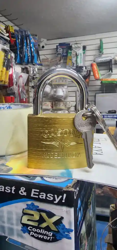 Candado Amarillo De 60mm Padlock