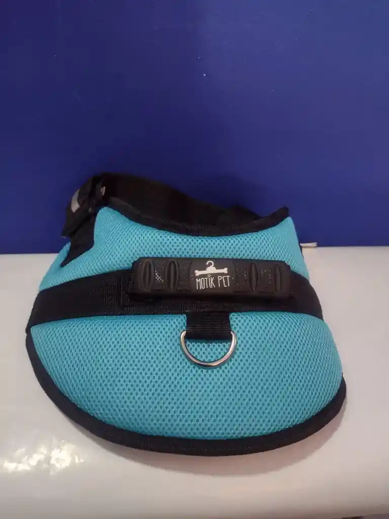 Arnés/ Pechera Para Perros Media Luna Color Azul Claro Talla M