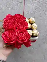 Rosas Y Chocolates