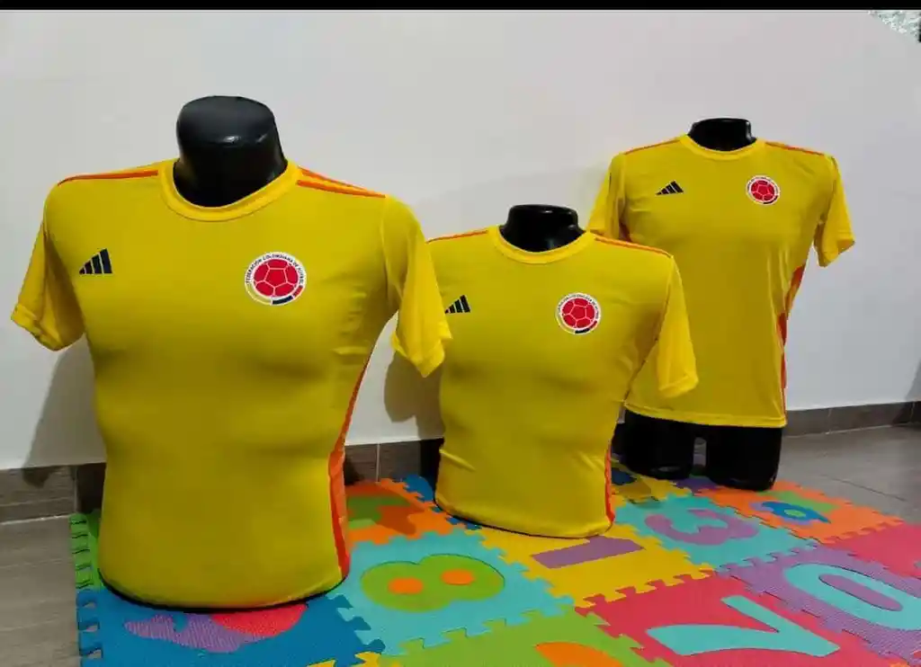 Camisetas Selección Colombia🥅🤾🏼‍♂️ Nacional / Amarilla Hombre/ Talla M/l