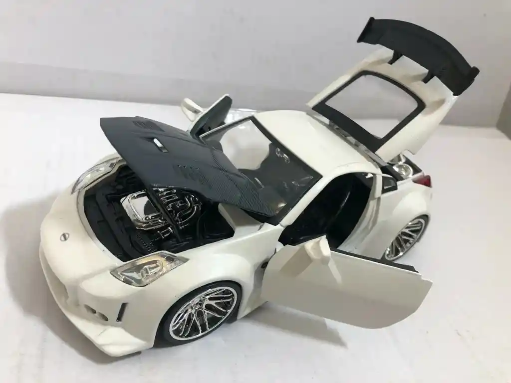 Carro Coleccionable Nissan Btk 2003 350z Blanco Modelo Coche Juguete Fiesta Regalos, Colección