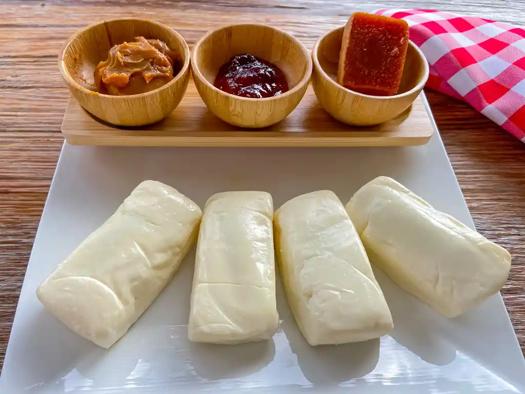 Quesadillos De Bocadillo