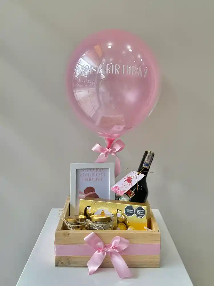 Regalo Elegante Para Mujer: Happy Birthday Botella De Baileys + Pistachos Y Ferrero Rocher