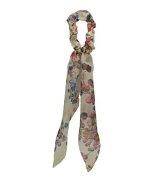 Bamba Coquette Color Beish Diseño Floral