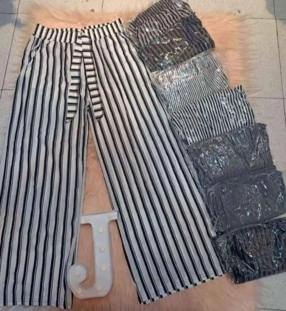 Pantalon Rayas /talla Única/ Negro Con Doble Raya Blanca