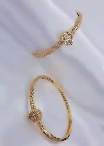 Manilla Tipo Brazalete Gota Dorada