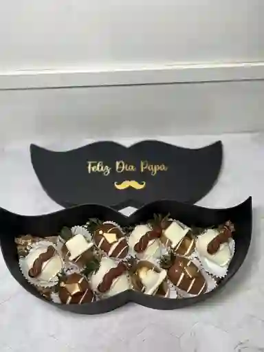 Caja Bigote Hombre Con Fresas Con Chocolate