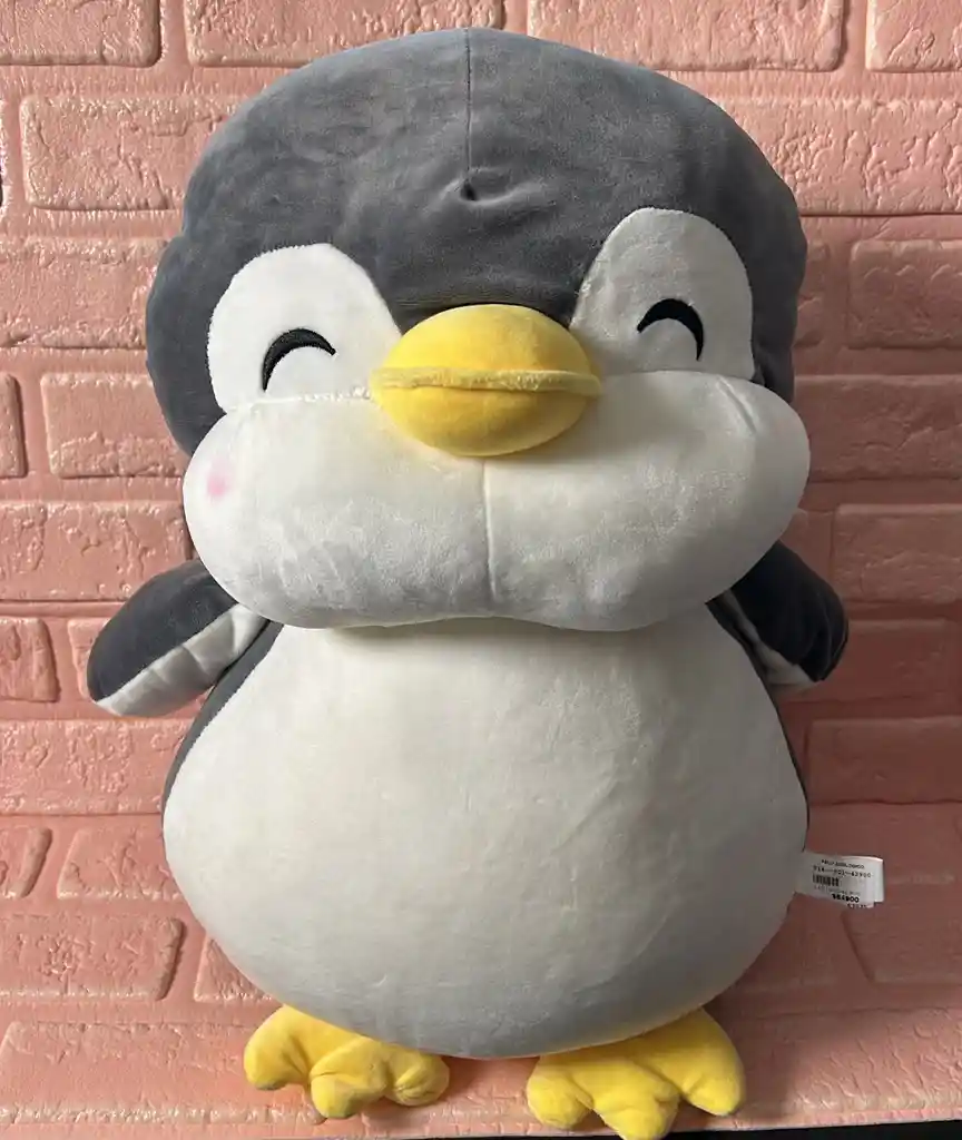 Peluche Pinguino Grande 45 Alto 30 Ancho Aproximadamente