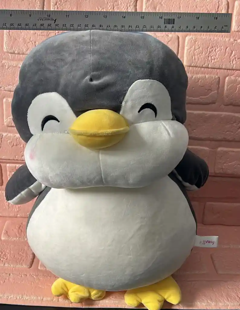 Peluche Pinguino Grande 45 Alto 30 Ancho Aproximadamente