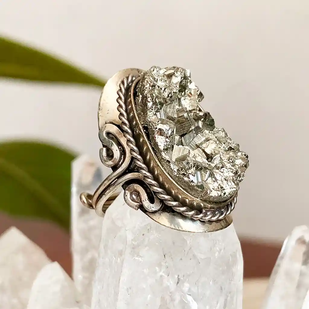 Anillo Cuarzo Pirita En Bruto Unisex Ajustable + Estuche
