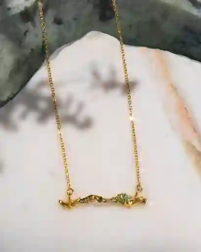 Collar Gargantilla Ramita Palma Esmeralda