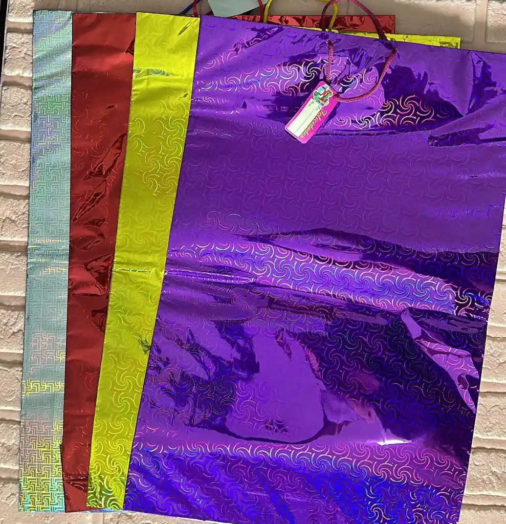 Bolsa Regalo Metalizada Holograma Talla Gigante (( 61*41*9 )) Colores De Dama