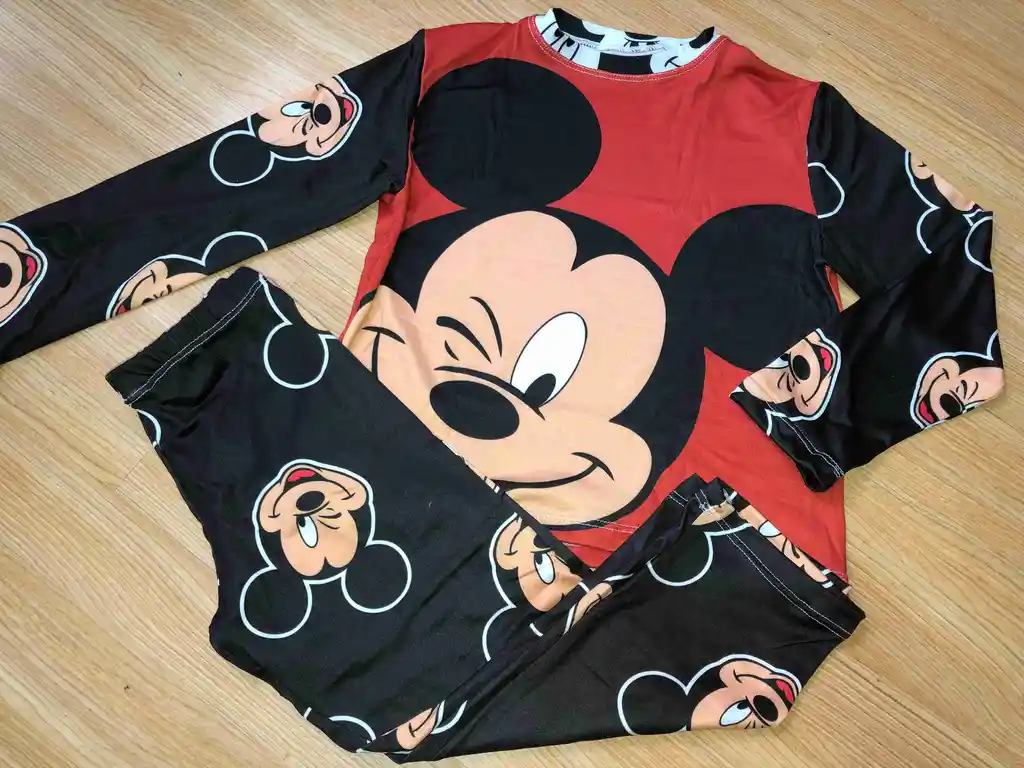 Pijama Niño Mickey Mouse Talla 4