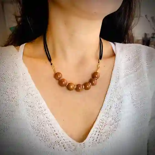 Collar Con Bolitas De Cerámica Ladrillo