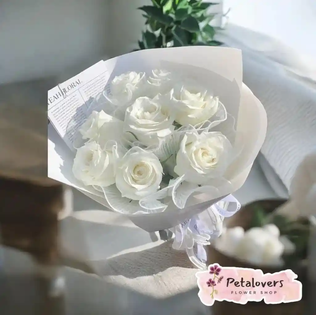 Bouquet De 8 Rosas Blancas