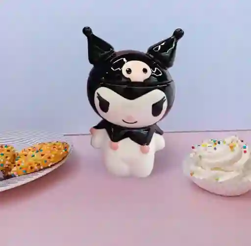 Mug Pocillo 3d Kuromi Con Tapa Cuerpo Completo