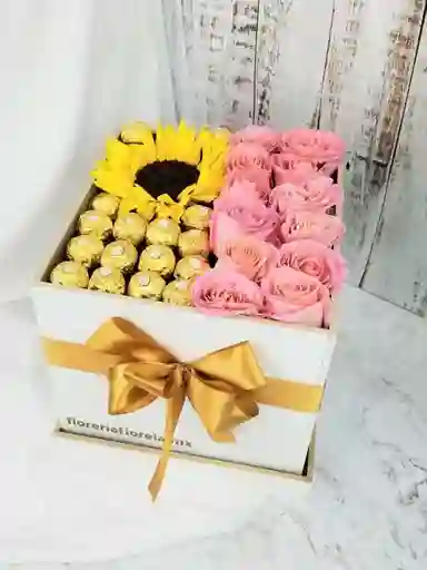 Caja De Rosas Y Chocolates #01