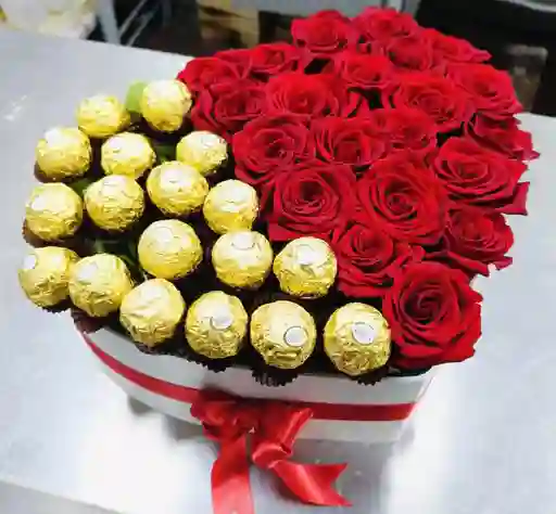 Caja Corazón, Rosas Con Chocolates