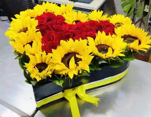 Caja De Corazón Con Girasoles