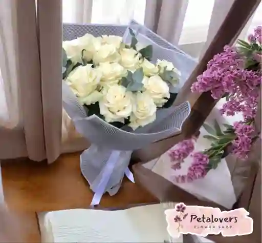 Bouquet De 12 Rosas Blancas