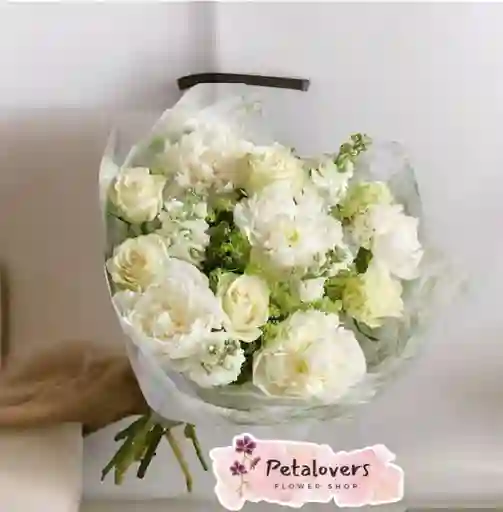 Bouquet Flores Rosas Blancas Y Claveles