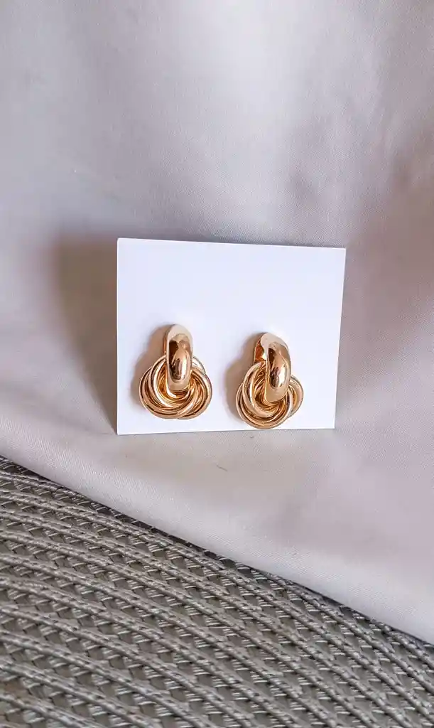 Aretes Elegantes