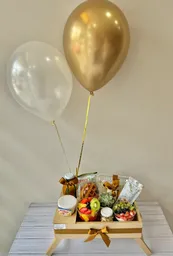 Detalle Elegante Dorado, Saludable. Con Globos