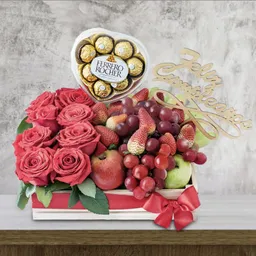 Tapizado De Rosas, Frutas Y Chocolates