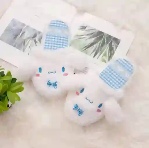 Pantuflas Sanrio Talla Única (cinnamoroll)