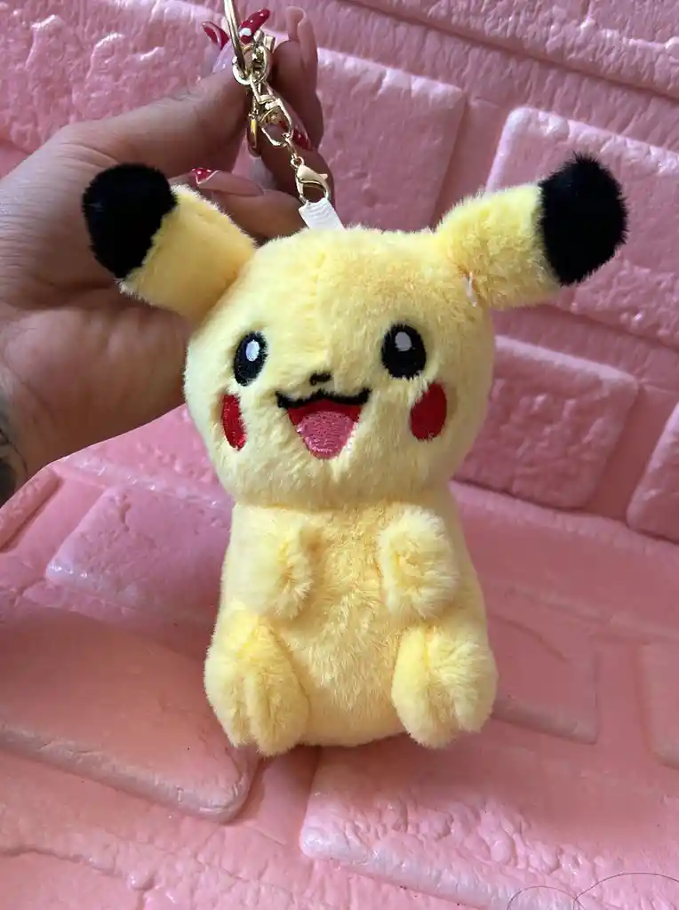 Llavero Peluche Pikachu