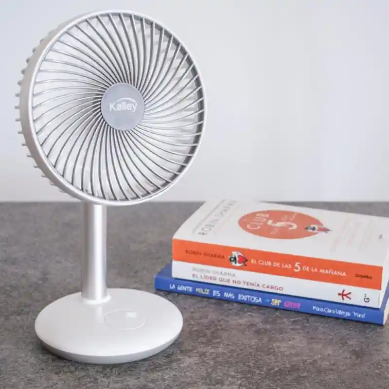 Ventilador De Mesa Kalley K-vm6b Recargable Blanco