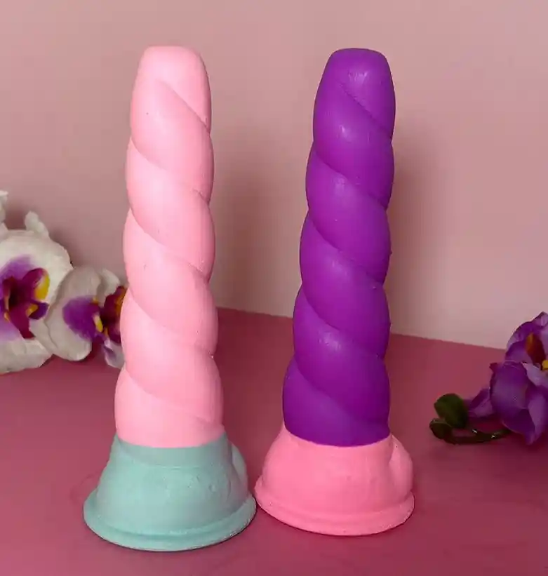 Consolador Unicornio Silicona Medica, Dildo Chupa Webcam, Color Morado