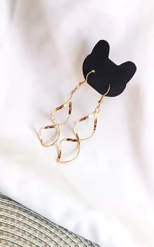 Aretes De Acero Elegantes