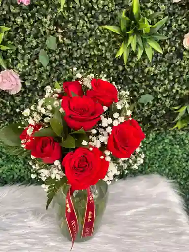 Florero Elegante De Rosas Rojas