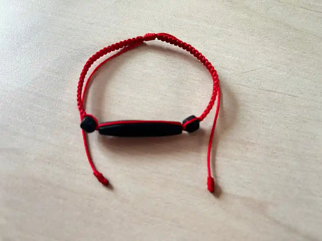 Pulsera De Azabache Tejida