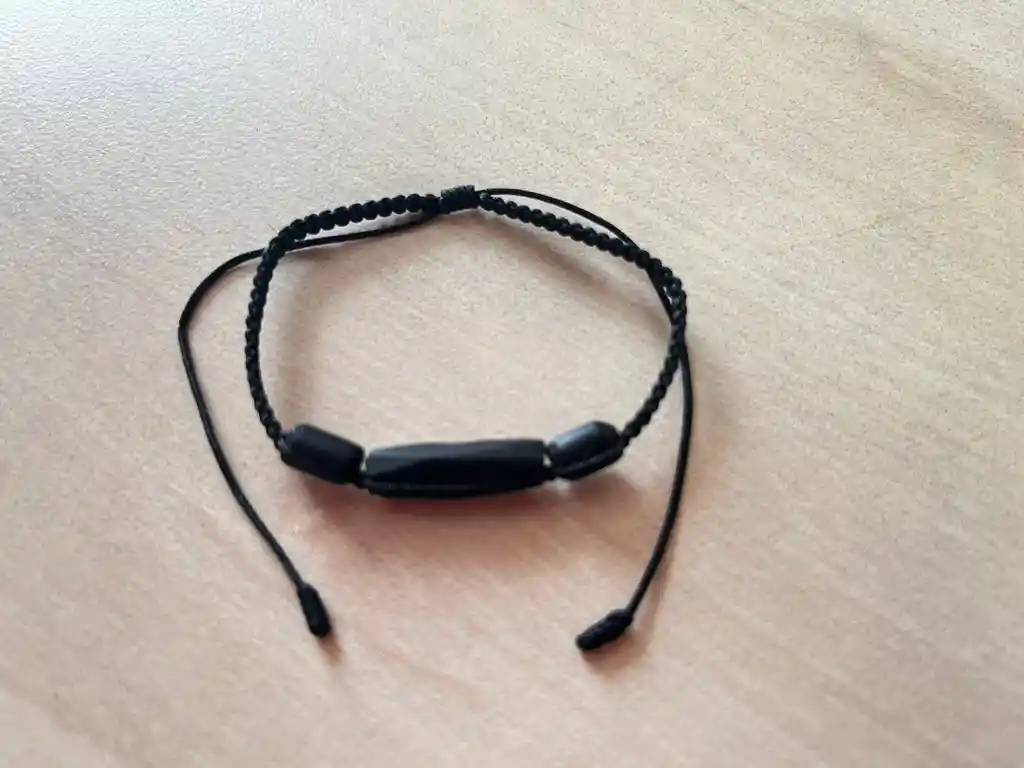 Pulsera De Azabache Tejida