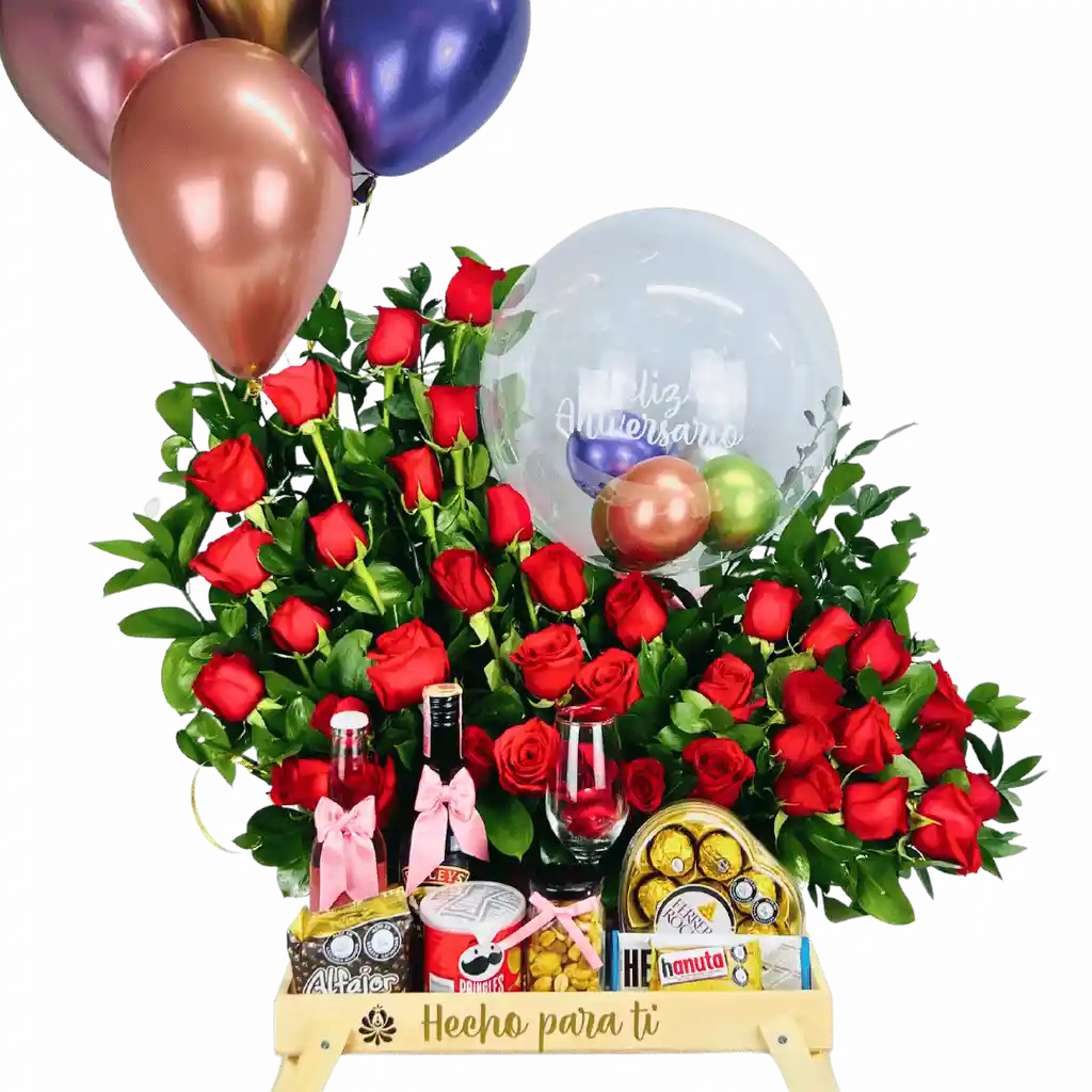 Arreglo Floral En Rosas Con Globos