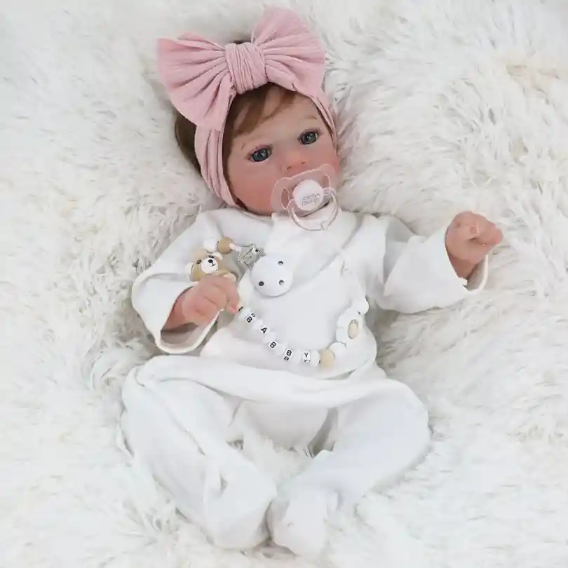 Bebe Reborn Alicia Ropa Blanca