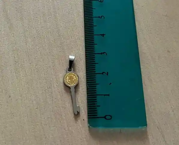 Dije Pequeño Llave De San Benito Abad