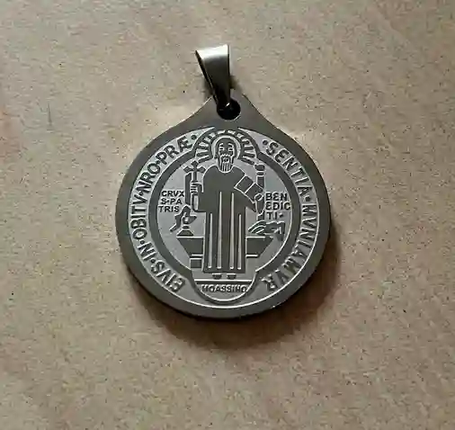 Dije Grande Medalla De San Benito Abad