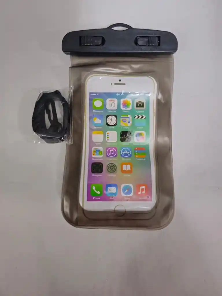 Funda Protectora Sumergible Contra Agua Celular Mesajeria Gpscolgante De Cuello B561