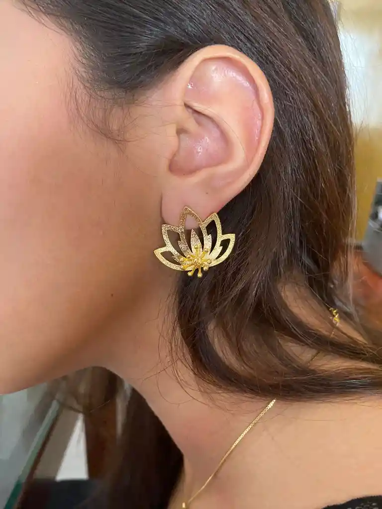 Arete Bronce Flor De Loto