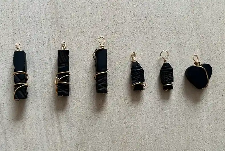 Dije De Azabache