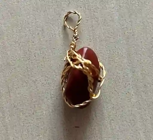 Dije De Cuarzos Jaspe Rojo (diferentes Modelos)