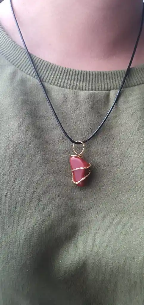 Dije De Cuarzos Jaspe Rojo (diferentes Modelos)