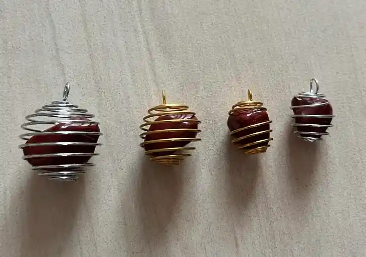 Dije De Cuarzos Jaspe Rojo (diferentes Modelos)