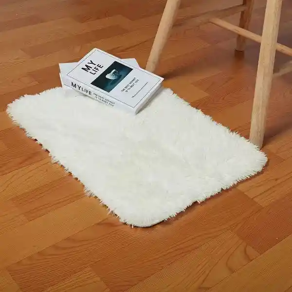 Tapetes Pie De Cama Peludos Antideslizante Blanco Marfil 50*80 Cms