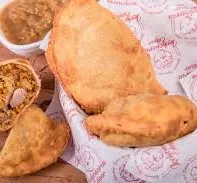 Empanada De Lechona