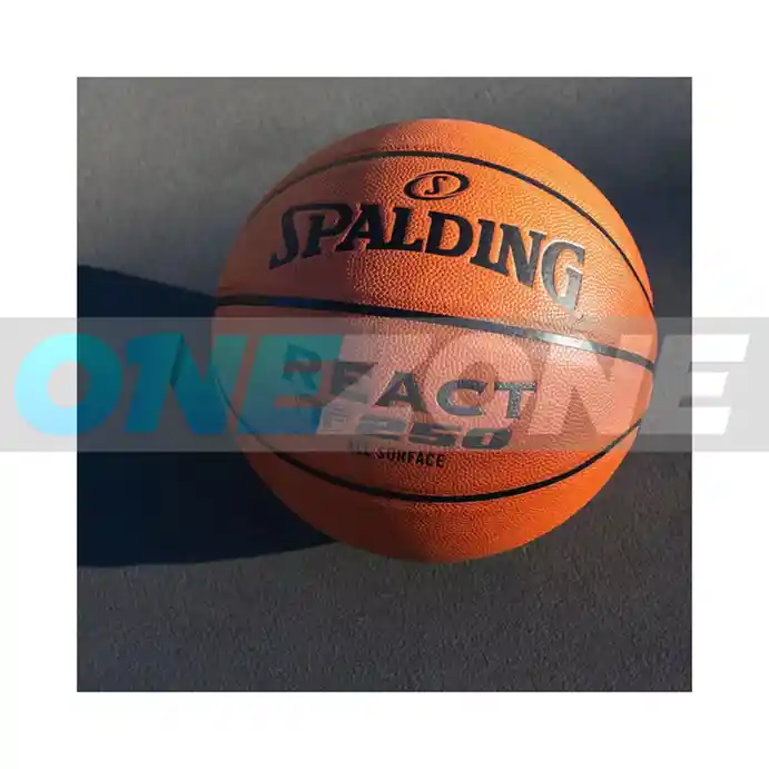 Balón Baloncesto Spalding Profesional React Fiba Tf 250 #7/ Naranja